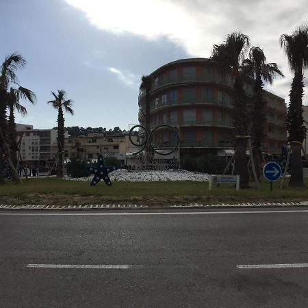 Chez Francoise Daire Le Barcarès Dış mekan fotoğraf